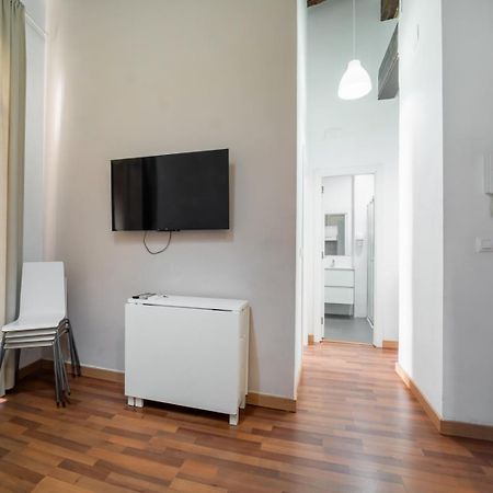 Up Town Apartment บาเลนเซีย ภายนอก รูปภาพ
